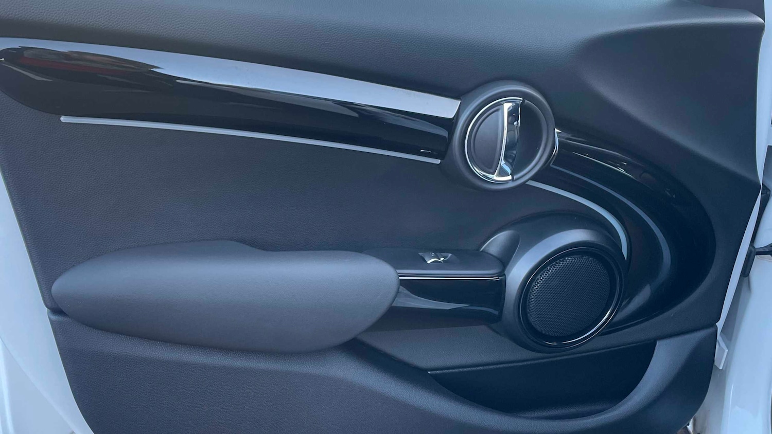 Used MINI Hatch 2023 for sale - 77093377: Photo 24