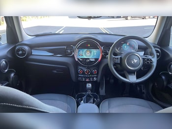 Used MINI Hatch 2023 for sale - 78161310: Photo