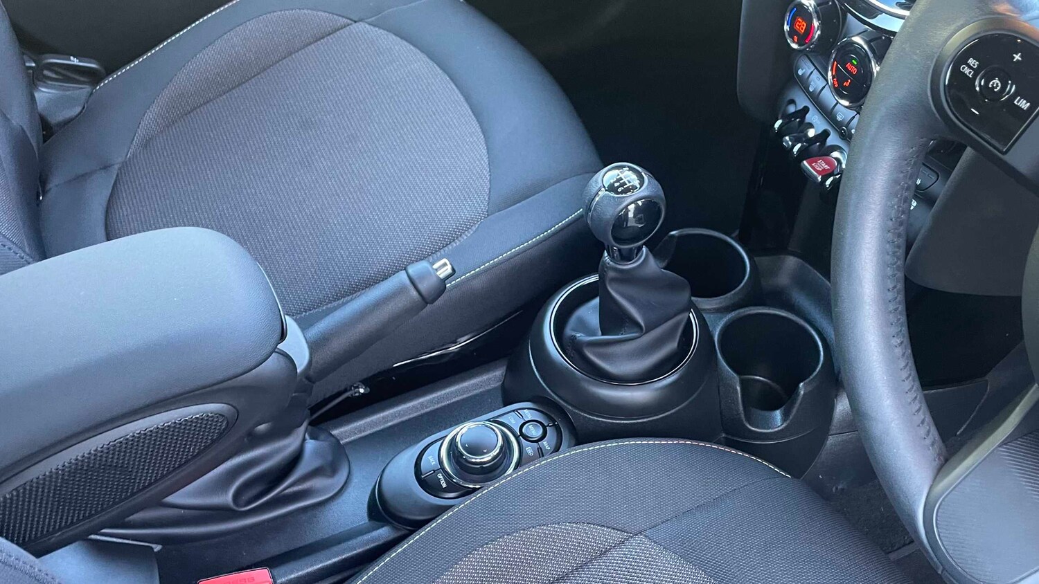 Used MINI Hatch 2023 for sale - 78161310: Photo 7