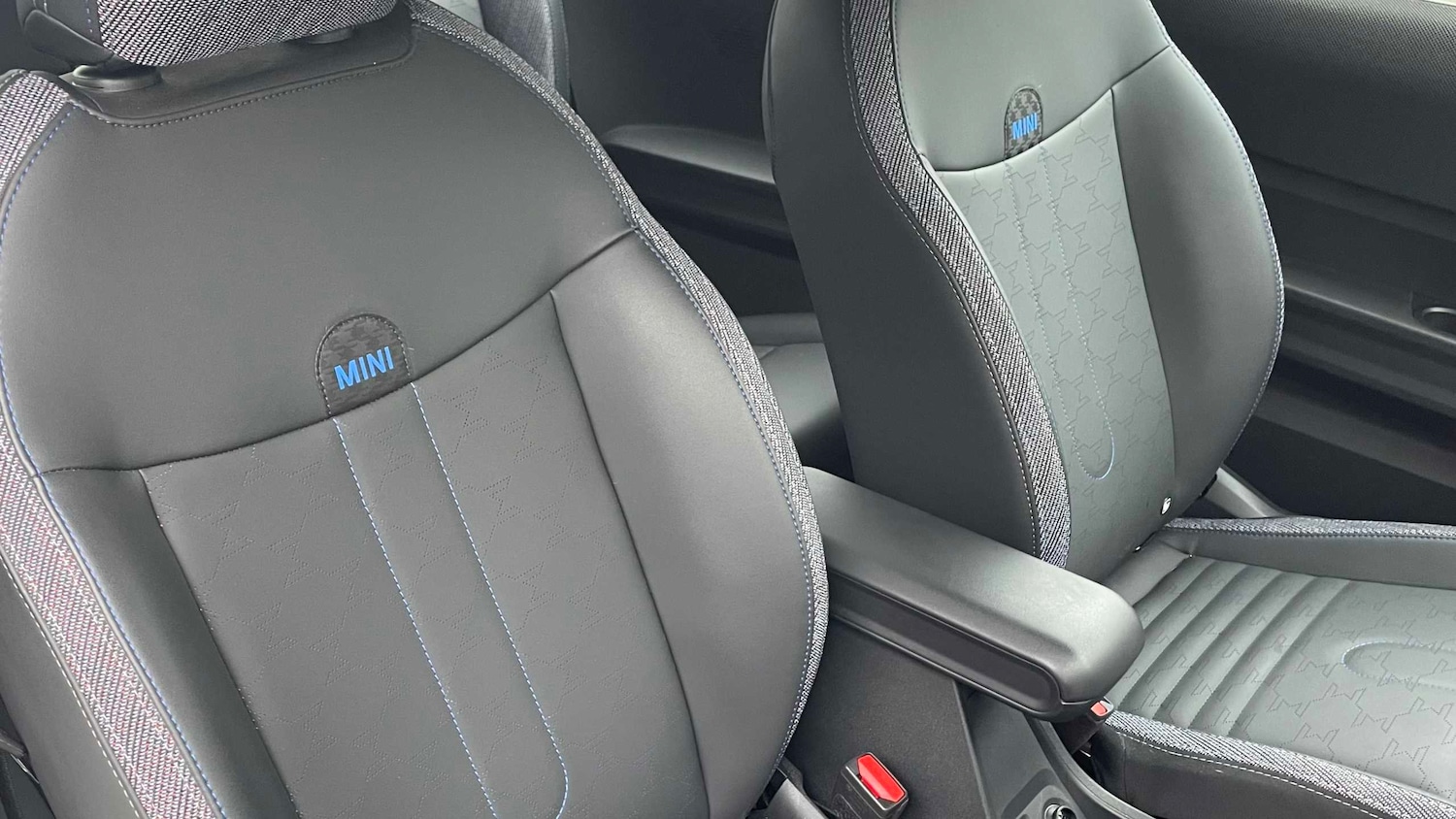 Used MINI Cooper 2024 for sale - 77219740: Photo 32