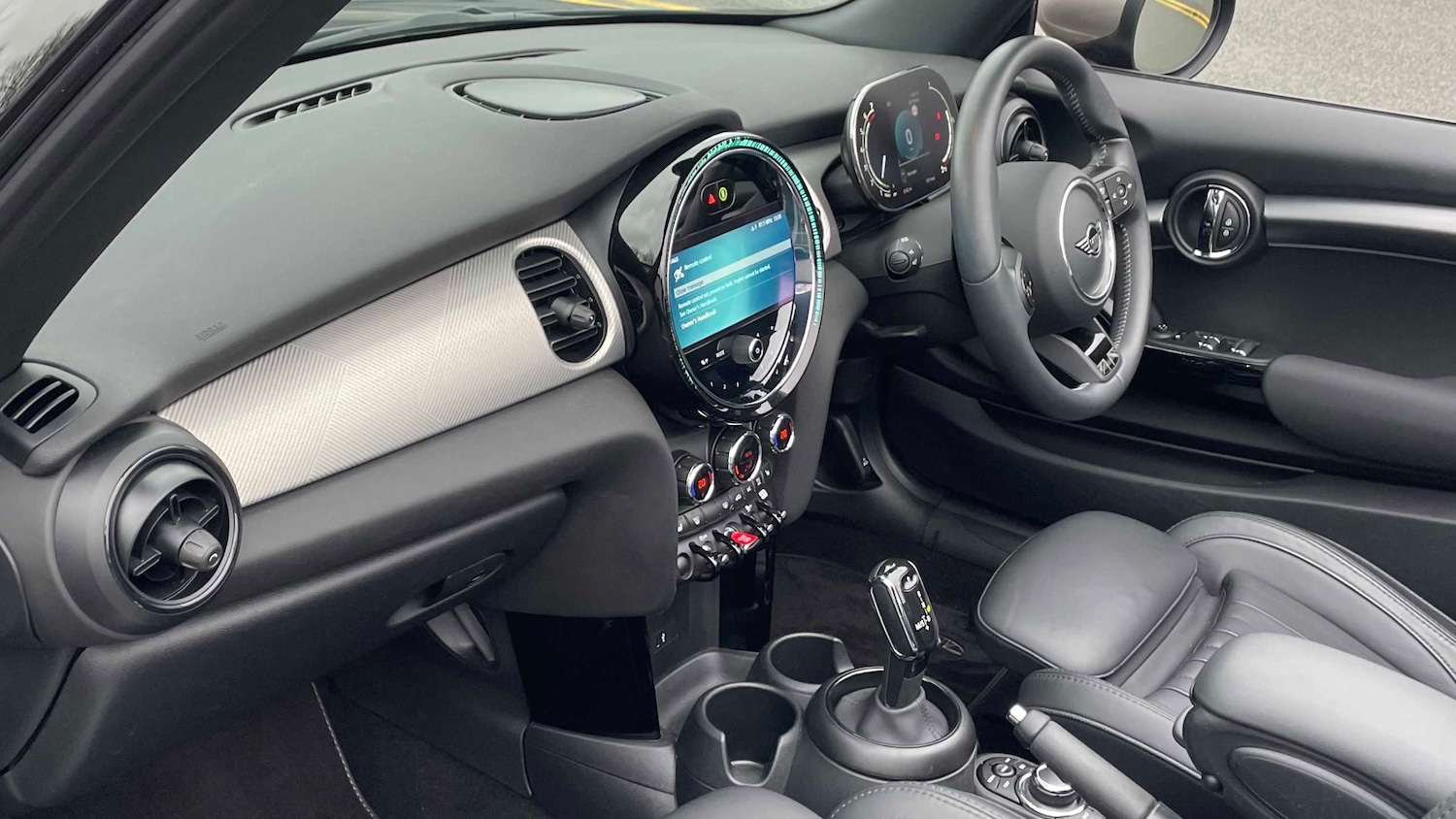 Used MINI Convertible 2023 for sale - 77615383: Photo 9