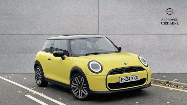 Used MINI Cooper 2024 for sale - 76242558: Photo 1