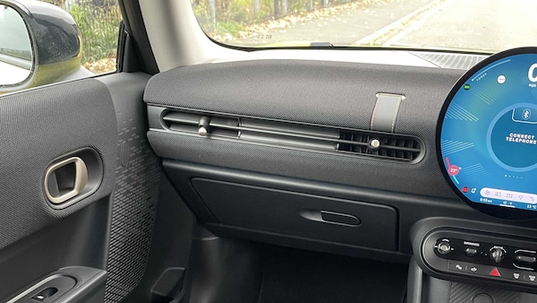 Used MINI Cooper 2024 for sale - 76242558: Photo 6