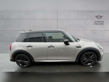Used MINI Cooper 2024 for sale - 77333961: Photo
