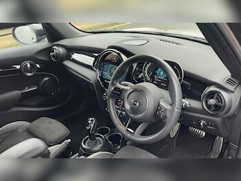 Used MINI Cooper 2024 for sale - 77333961: Photo