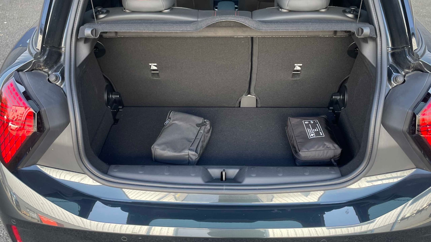 Used MINI Cooper 2024 for sale - 77960652: Photo 31