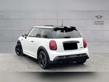 Used MINI Hatch 2024 for sale - 77044125: Photo