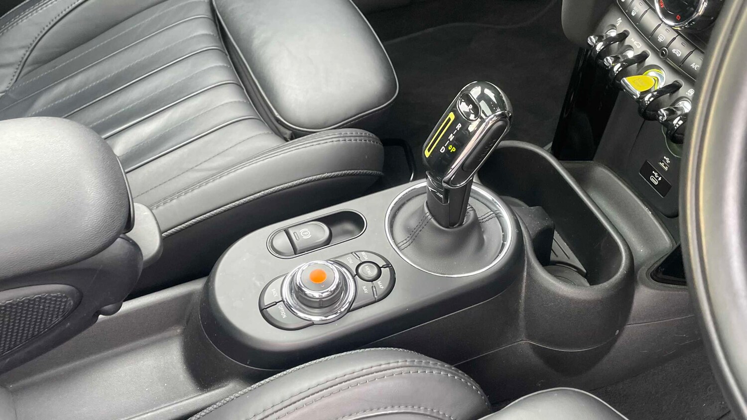 Used MINI Hatch 2020 for sale - 77961076: Photo 7