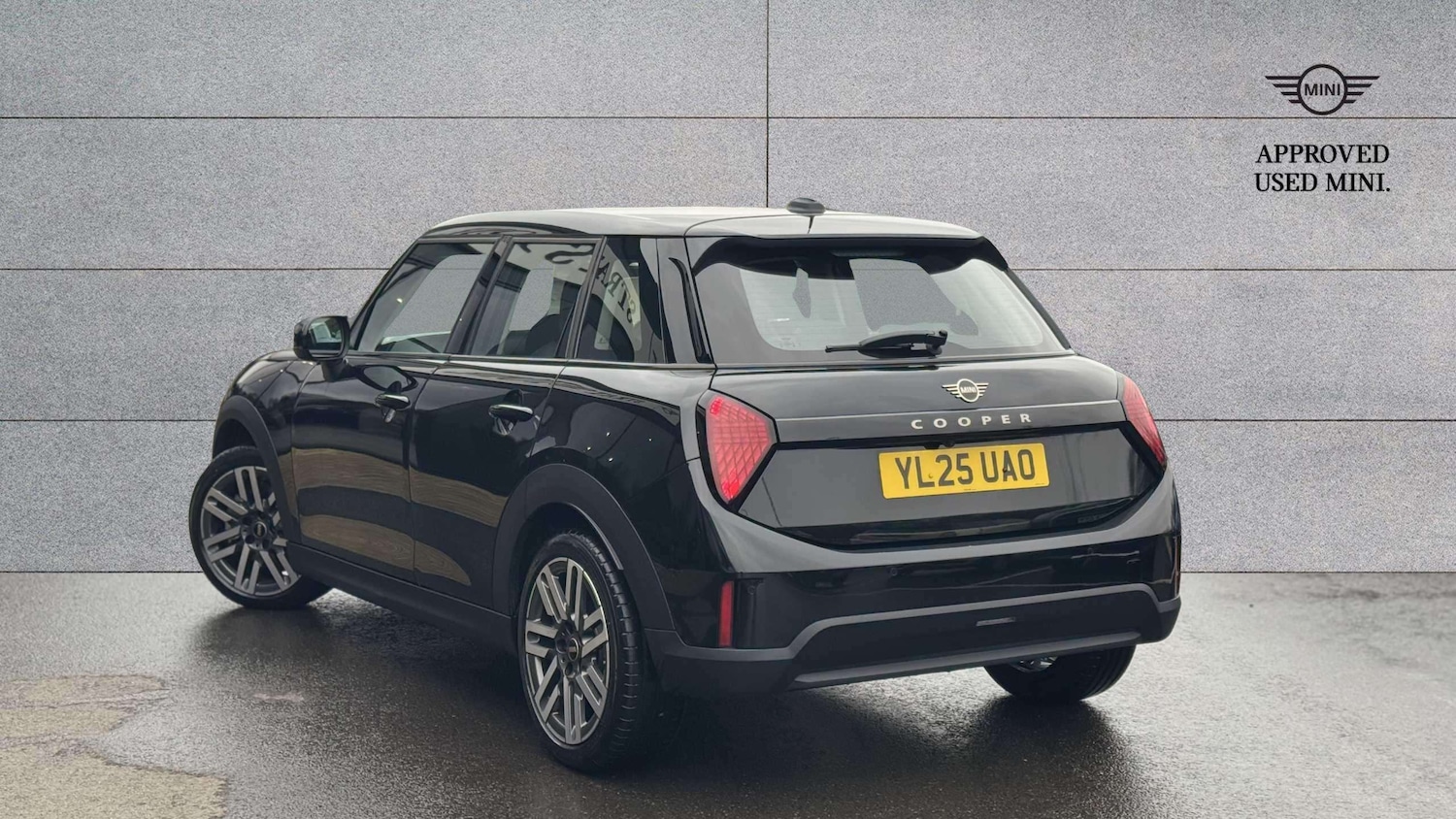 Used MINI Cooper 2025 for sale - 77615450: Photo 2