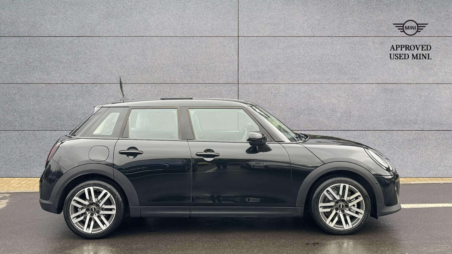 Used MINI Cooper 2025 for sale - 77615450: Photo 3