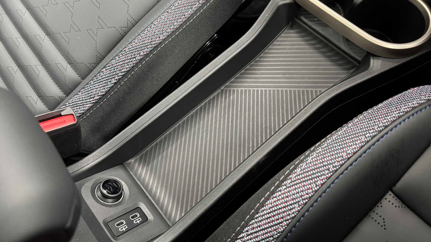 Used MINI Cooper 2025 for sale - 77615450: Photo 31