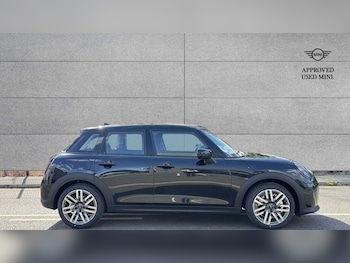 Used MINI Cooper 2025 for sale - 75480589: Photo