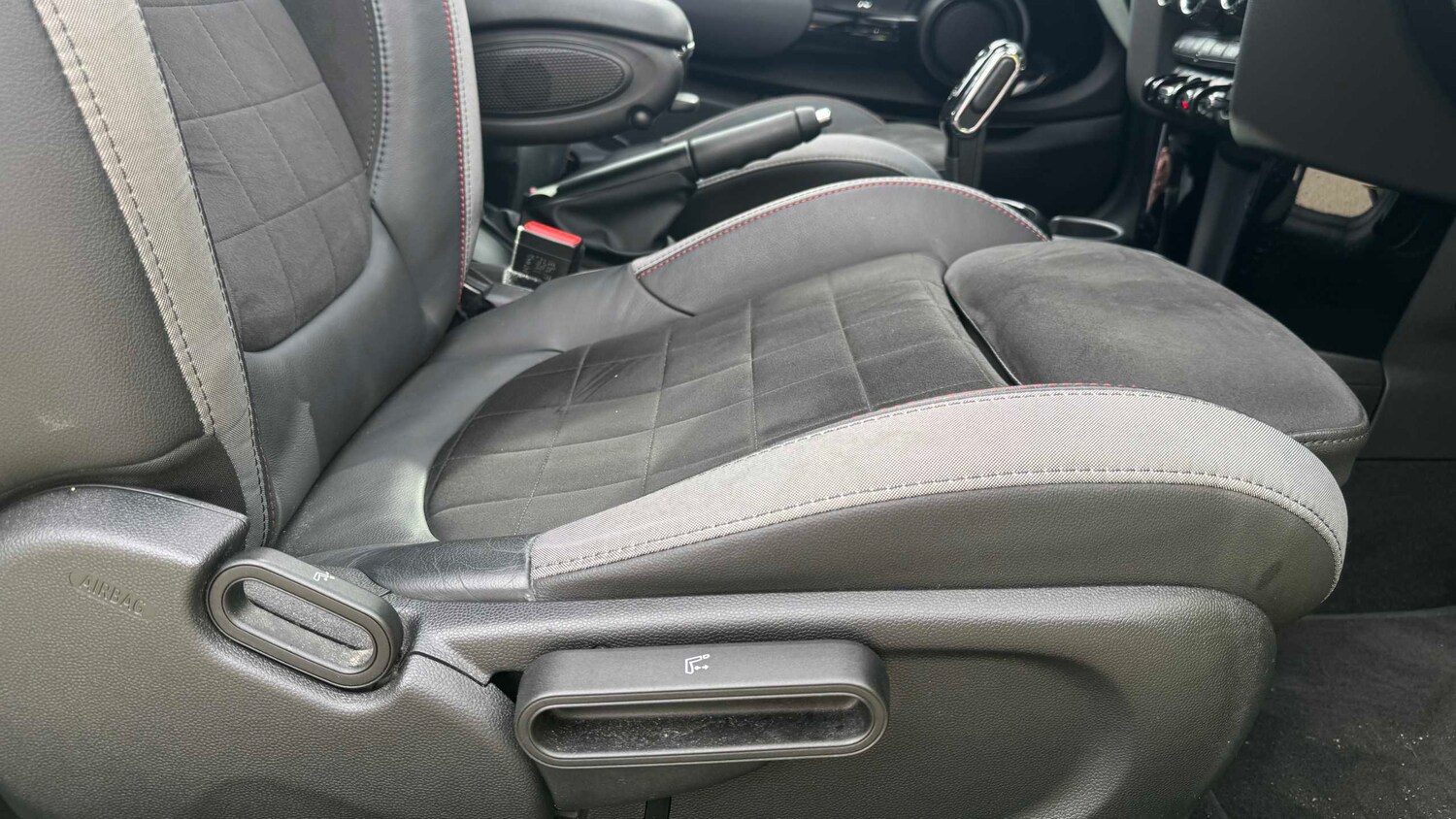 Used MINI Hatch 2023 for sale - 77842468: Photo 23