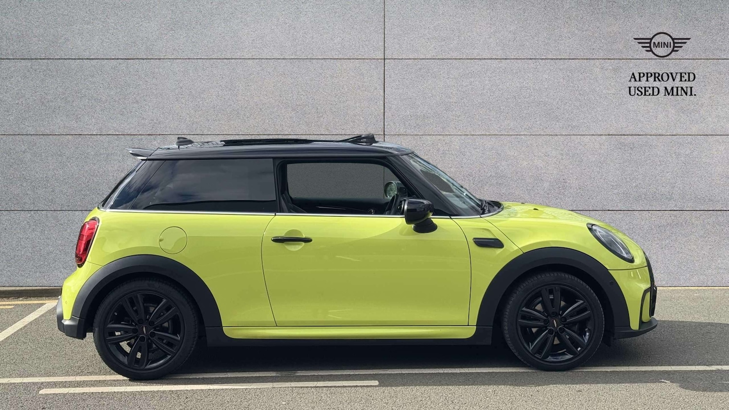 Used MINI Hatch 2023 for sale - 77842468: Photo 3