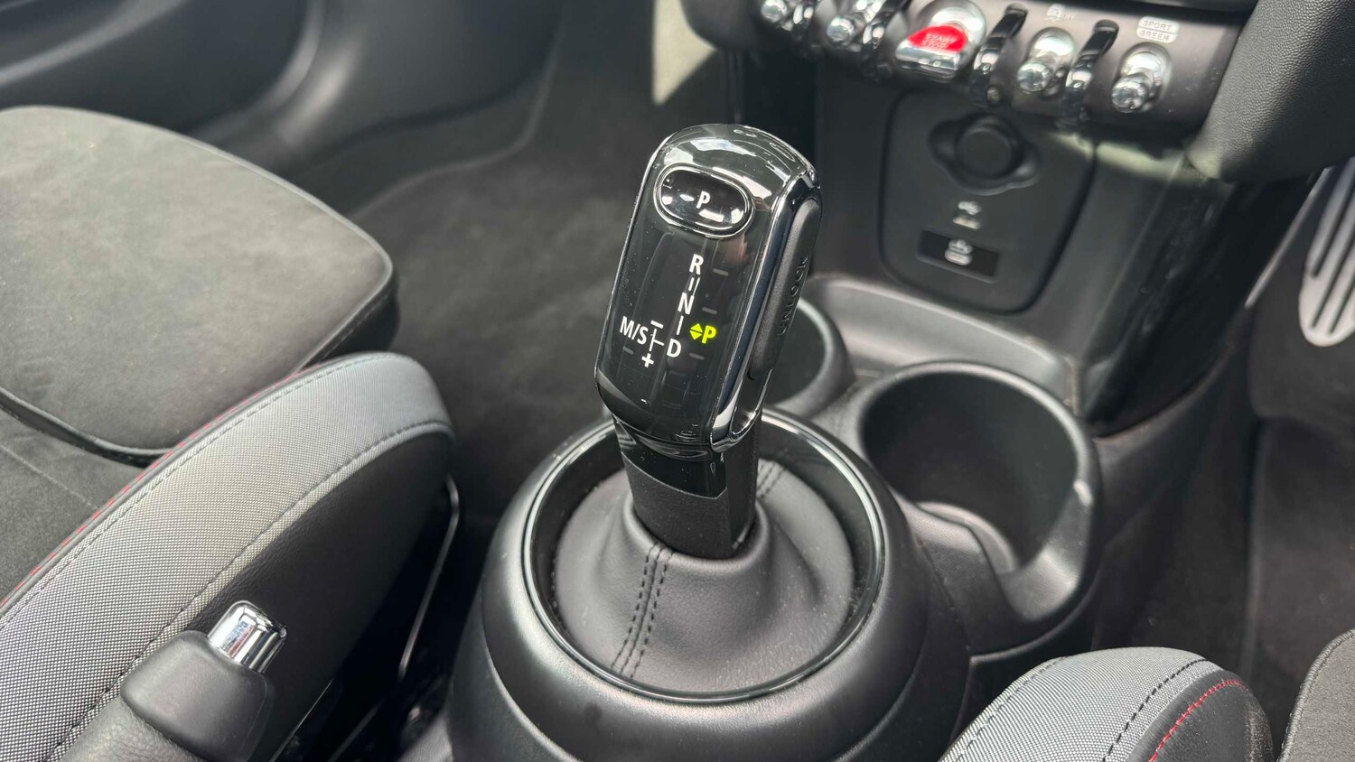 Used MINI Hatch 2023 for sale - 77842468: Photo 31