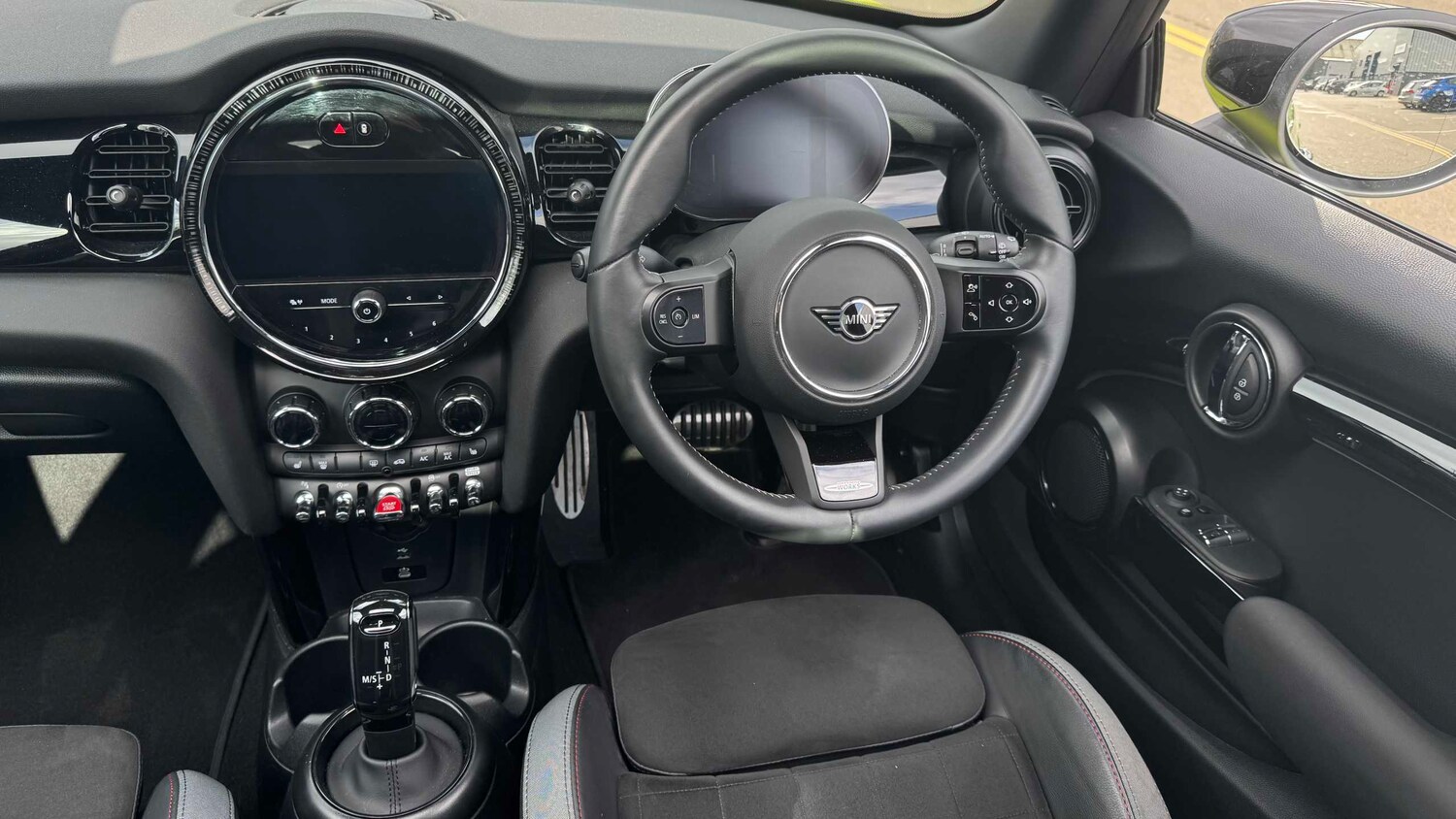 Used MINI Hatch 2023 for sale - 77842468: Photo 6