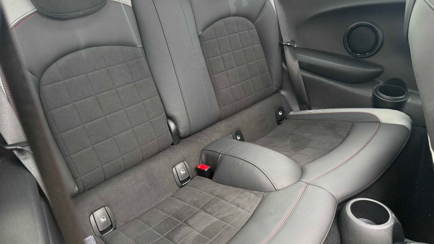 Used MINI Hatch 2023 for sale - 77842468: Photo 9