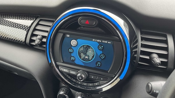 Used MINI Hatch 2019 for sale - 76298338: Photo 10