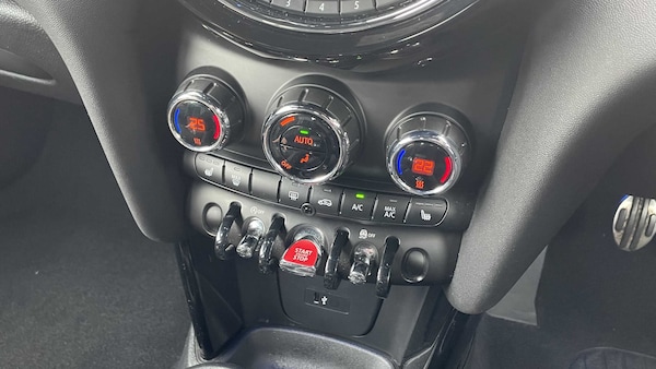 Used MINI Hatch 2019 for sale - 76298338: Photo 14