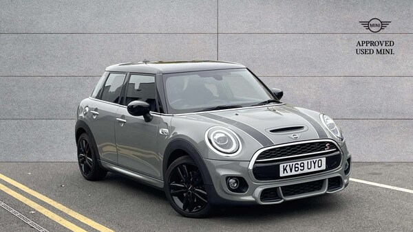 Used MINI Hatch 2019 for sale - 76298338: Photo 1