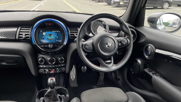 Used MINI Hatch 2019 for sale - 76298338: Photo 5