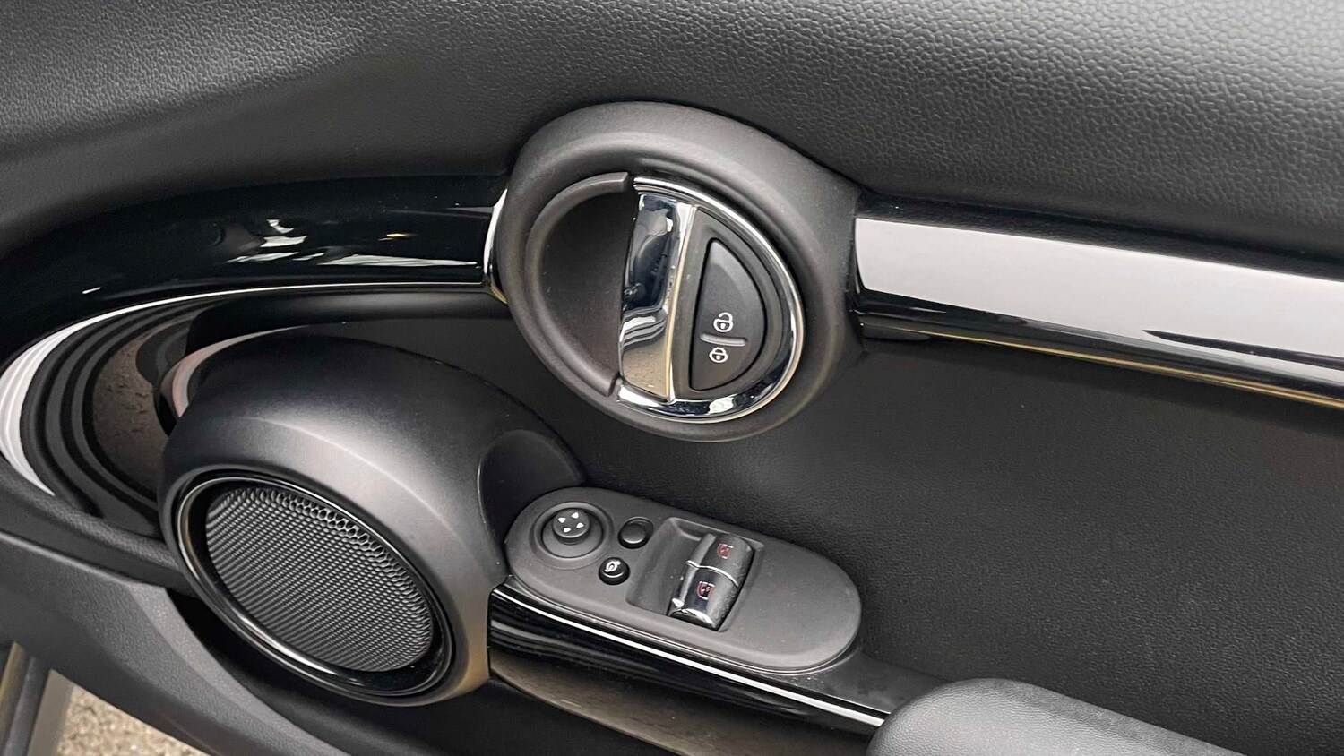 Used MINI Hatch 2022 for sale - 77428978: Photo 32