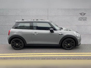 Used MINI Hatch 2022 for sale - 77428978: Photo