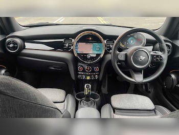 Used MINI Hatch 2022 for sale - 77428978: Photo