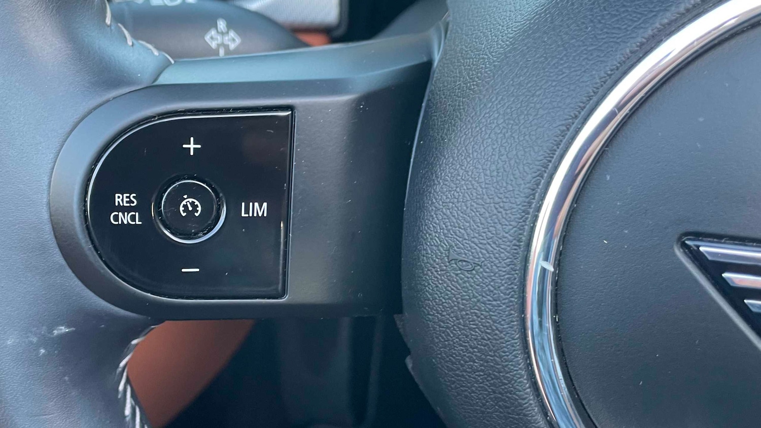 Used MINI Convertible 2023 for sale - 77282046: Photo 19