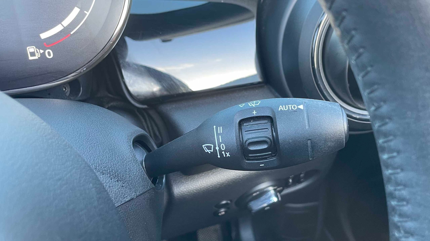 Used MINI Convertible 2022 for sale - 76705037: Photo 21