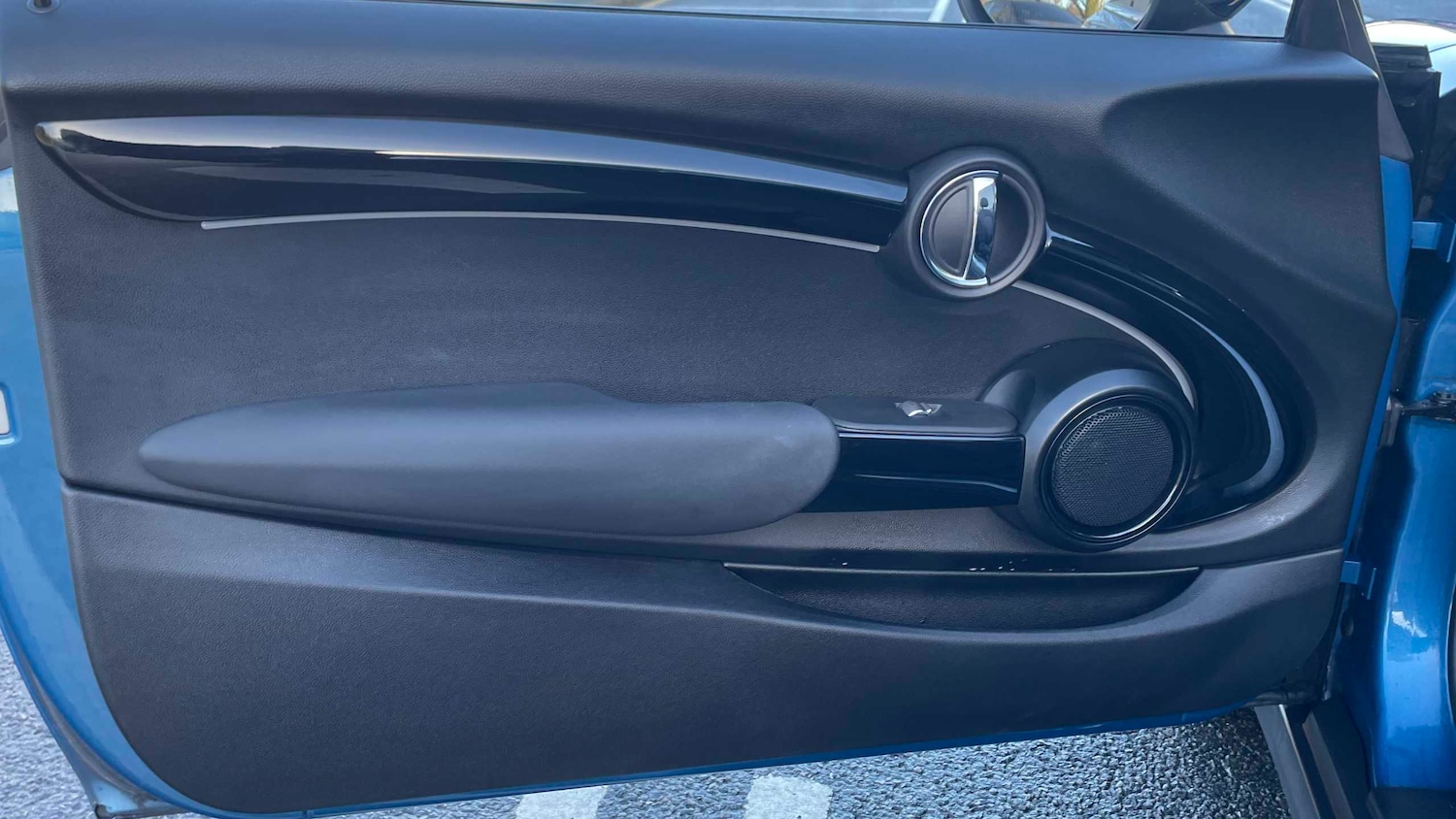 Used MINI Convertible 2022 for sale - 76705037: Photo 25