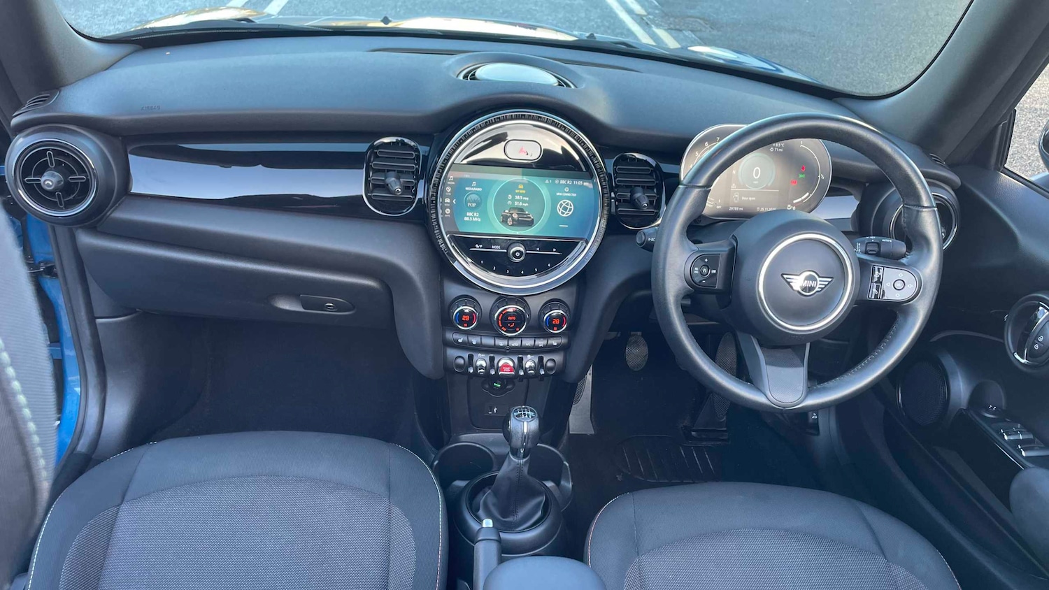 Used MINI Convertible 2022 for sale - 76705037: Photo 4