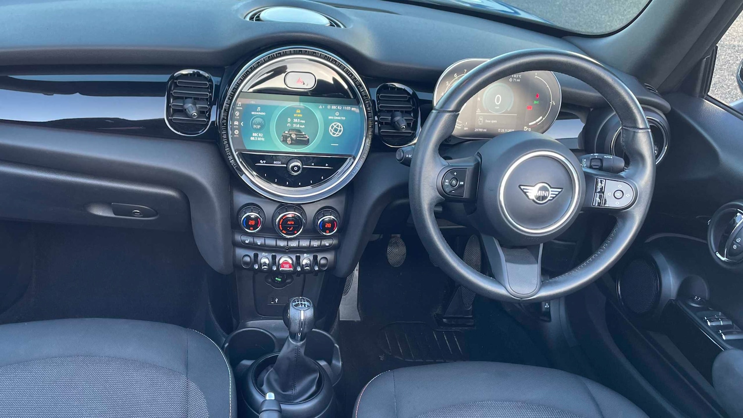 Used MINI Convertible 2022 for sale - 76705037: Photo 5