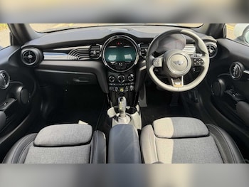 Used MINI Hatch 2022 for sale - 75592377: Photo