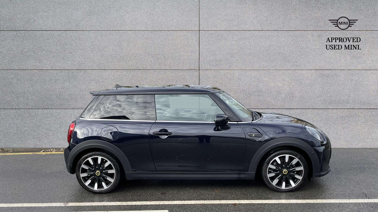 Used MINI Cooper 2022 for sale - 76362644: Photo 3