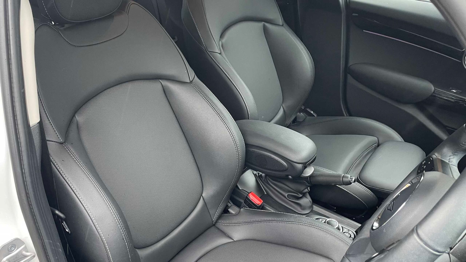 Used MINI Hatch 2023 for sale - 77281845: Photo 12