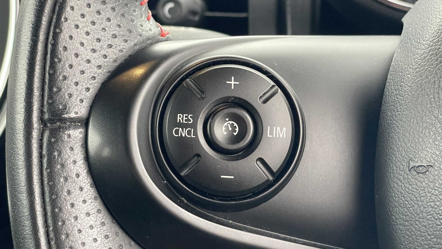 Used MINI Hatch 2020 for sale - 77281972: Photo 24