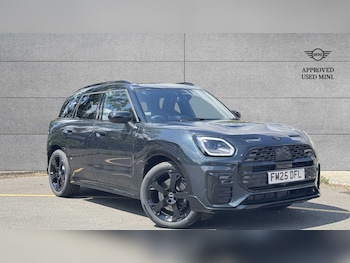 2025 - 1.5 Cooper Shadow Edition 5dr Auto [Comf/Nav+ Pk]