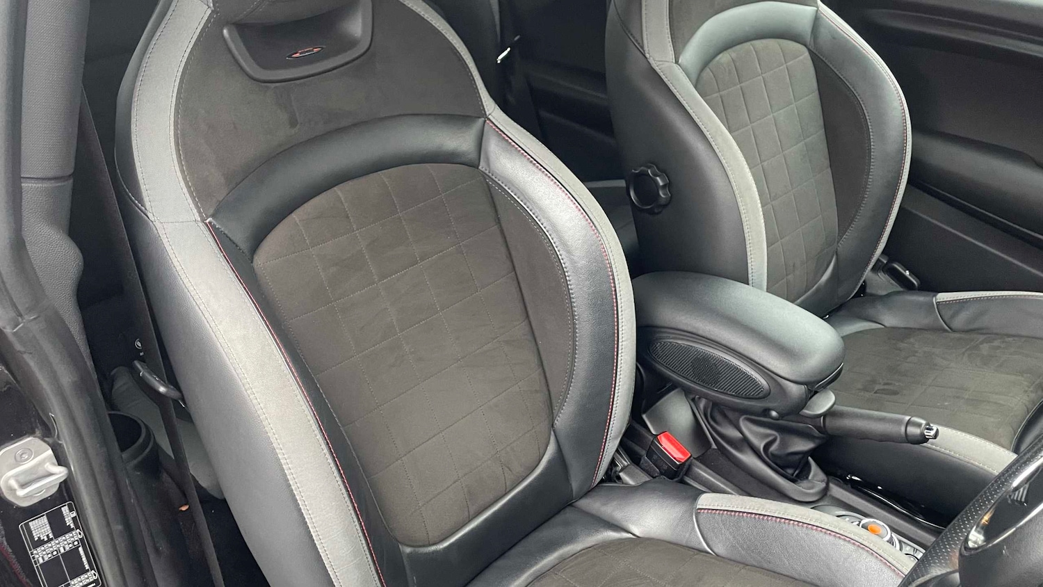 Used MINI Hatch 2020 for sale - 77147234: Photo 12