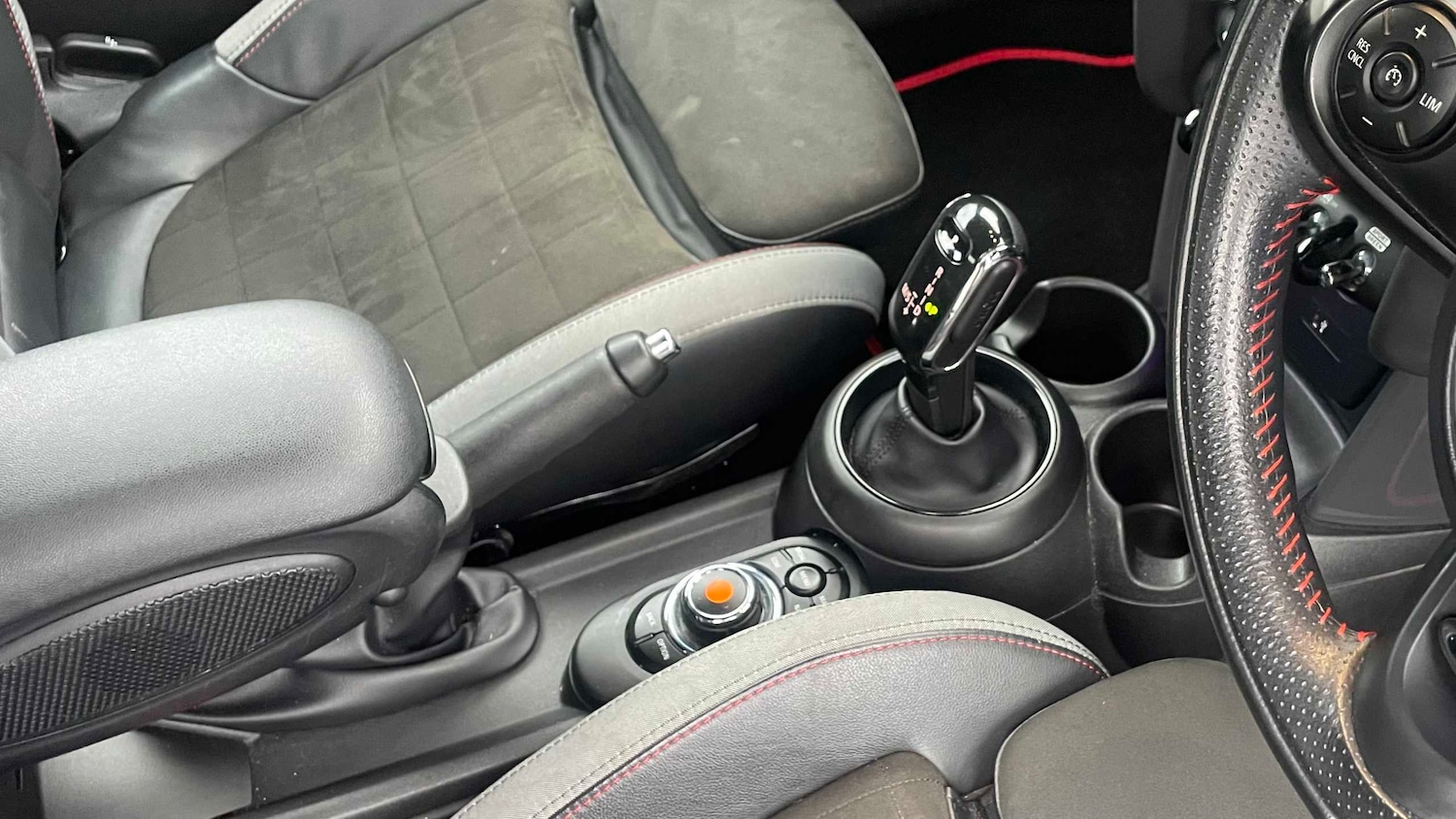 Used MINI Hatch 2020 for sale - 77147234: Photo 8