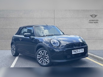 2025 - 1.5 Cooper Shadow Edition 2dr [Comfort Pack]