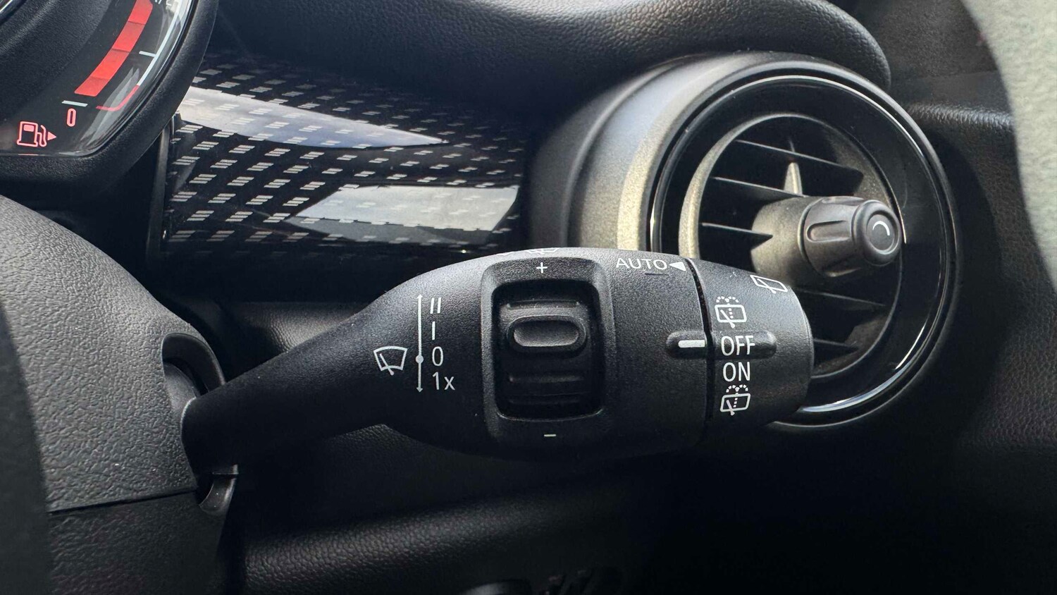 Used MINI Hatch 2021 for sale - 76648798: Photo 28