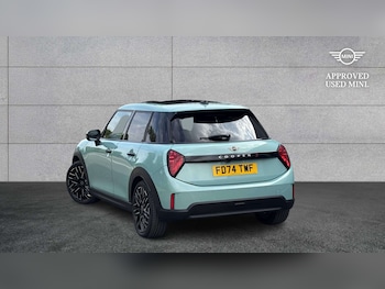 Used MINI Cooper 2024 for sale - 79002214: Photo