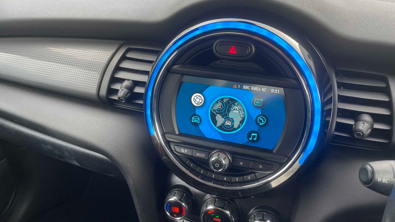 Used MINI Hatch 2019 for sale - 76523975: Photo 12