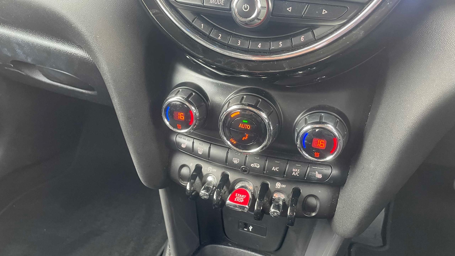Used MINI Hatch 2019 for sale - 76523975: Photo 14