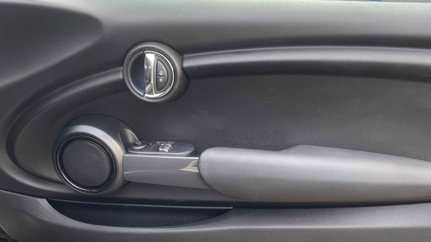 Used MINI Hatch 2019 for sale - 76523975: Photo 24