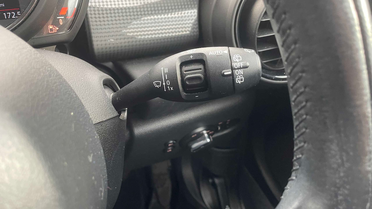 Used MINI Hatch 2019 for sale - 76523975: Photo 32