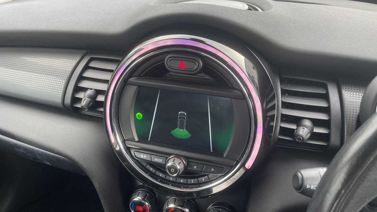 Used MINI Hatch 2019 for sale - 76523975: Photo 34