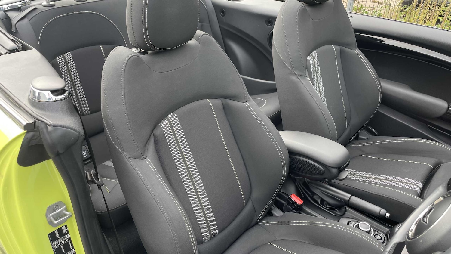 Used MINI Convertible 2022 for sale - 77756550: Photo 12