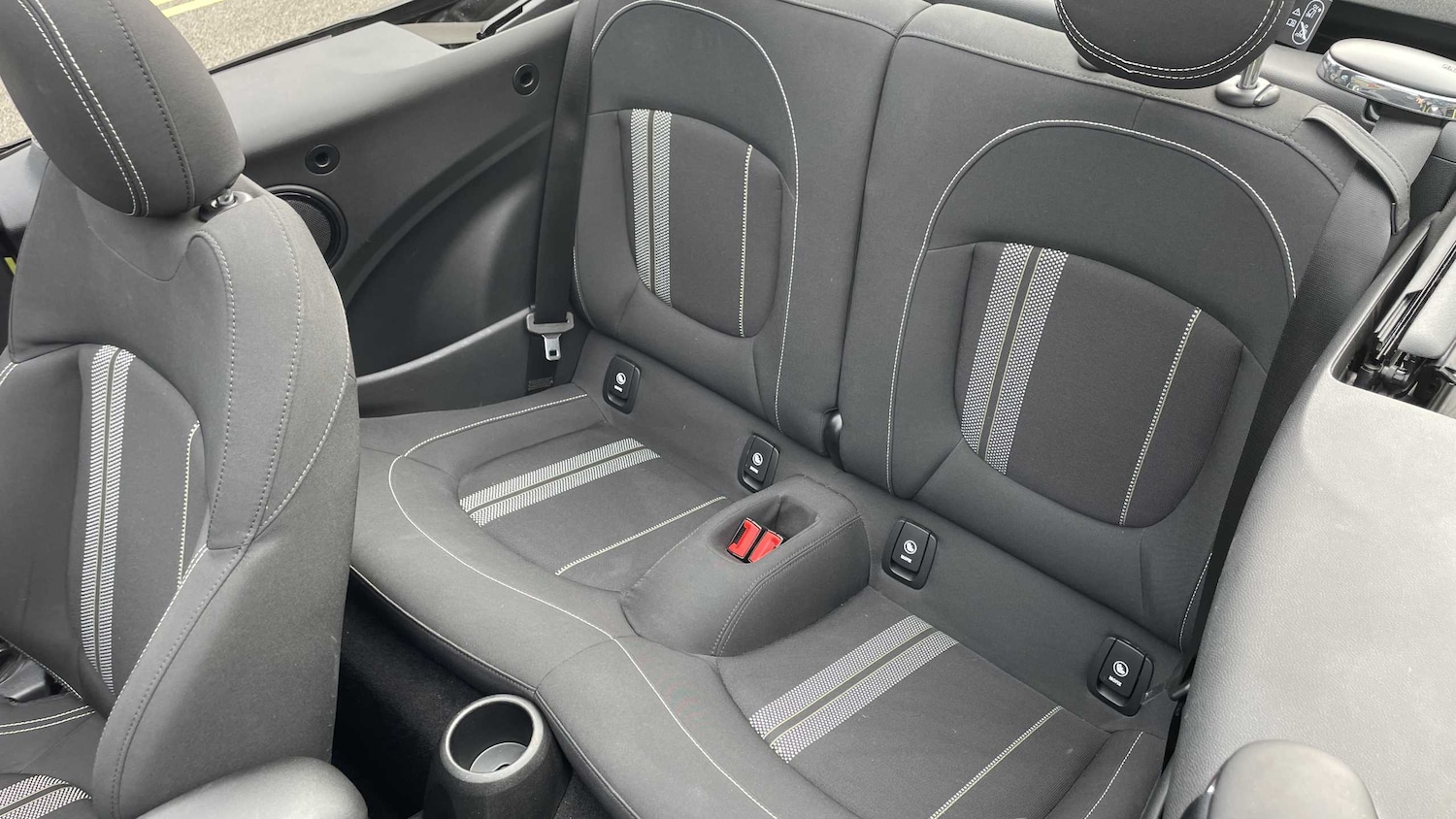 Used MINI Convertible 2022 for sale - 77756550: Photo 13